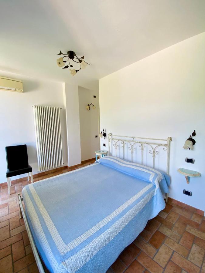 Sandra Villa Rooms Корниглия Екстериор снимка